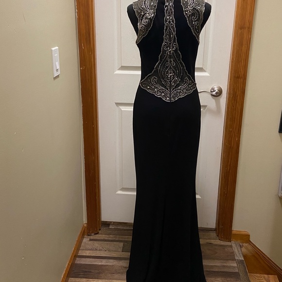 Stunning embellished black prom dress! - Picture 4 of 8